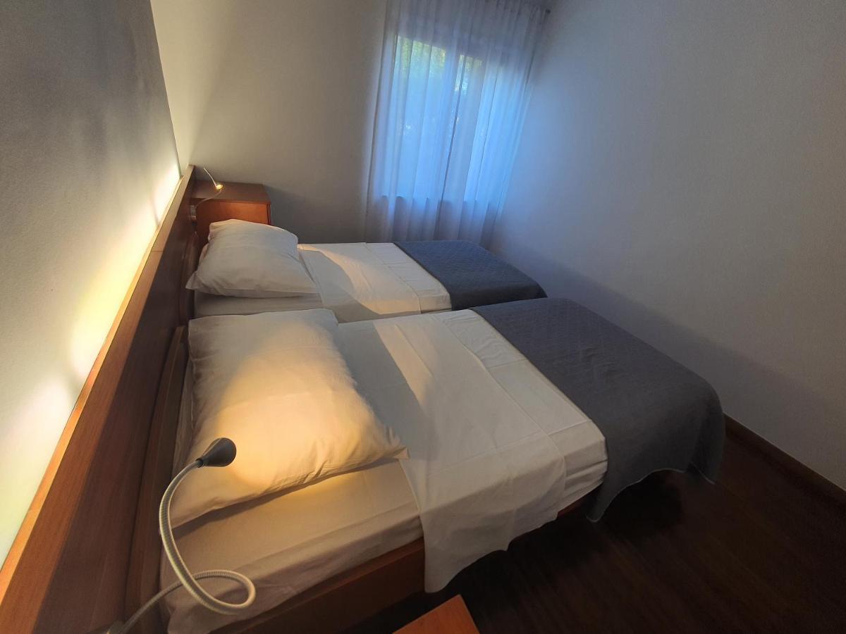 Apartments Villa Oliva Turanj Kültér fotó