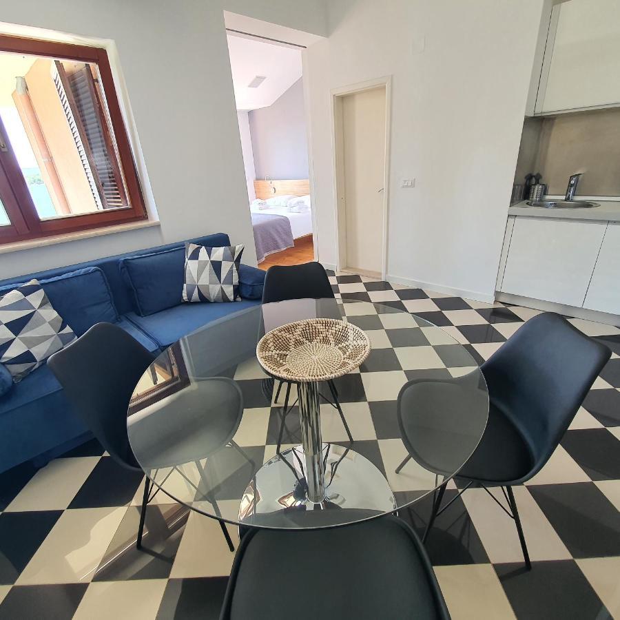 Apartments Villa Oliva Turanj Kültér fotó