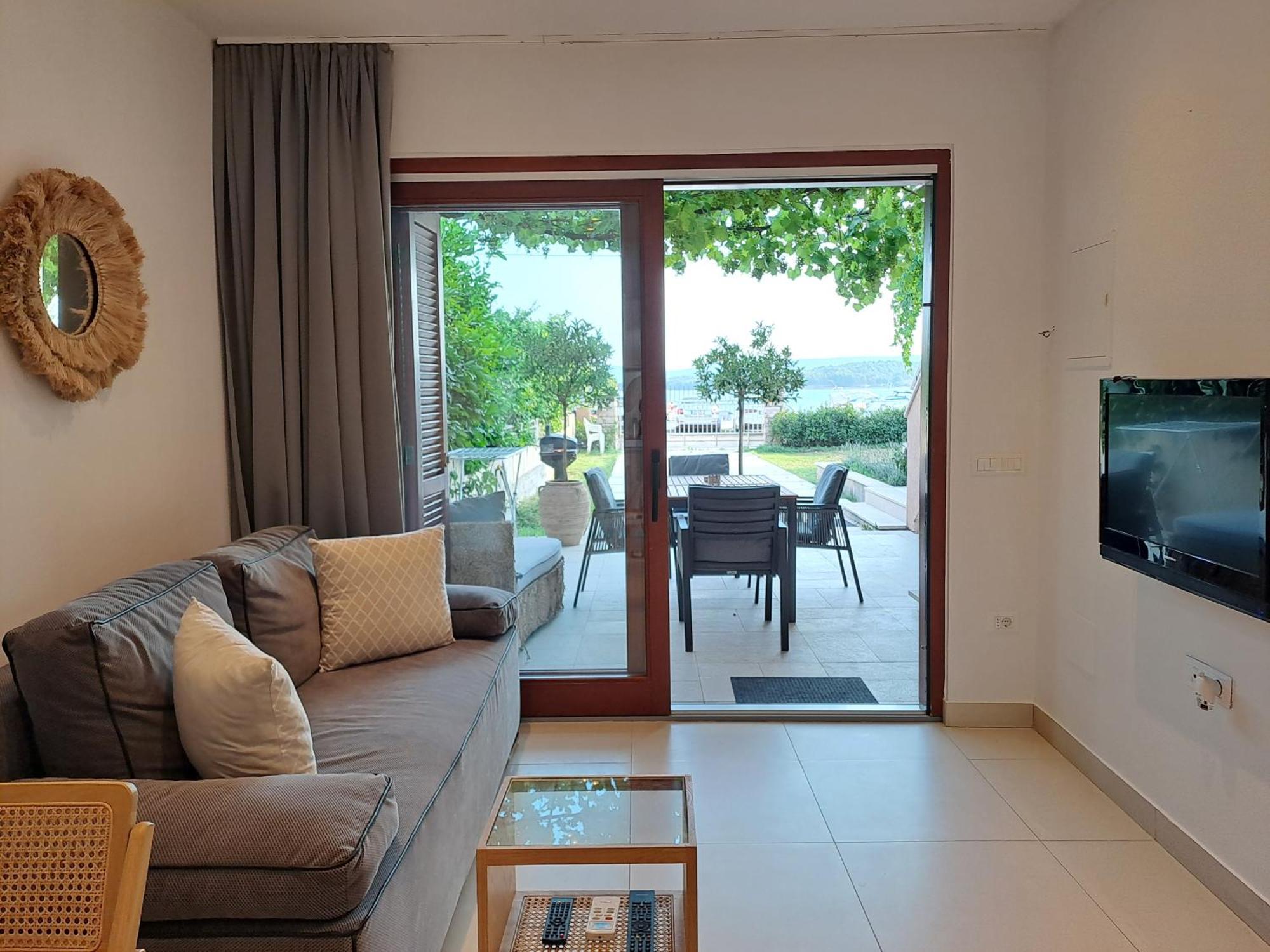 Apartments Villa Oliva Turanj Kültér fotó